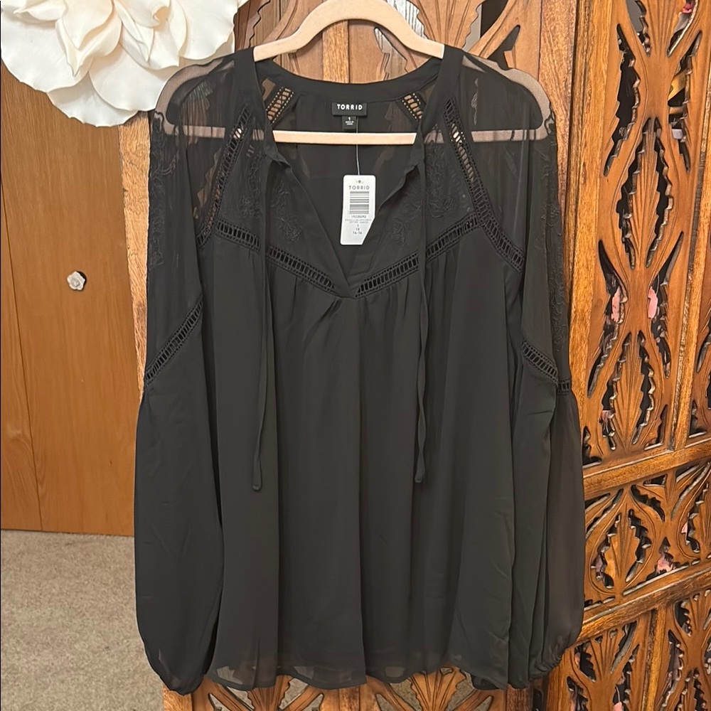 Torrid Black Cold-Shoulder Crochet-Trim Blouse - Picture 7 of 7